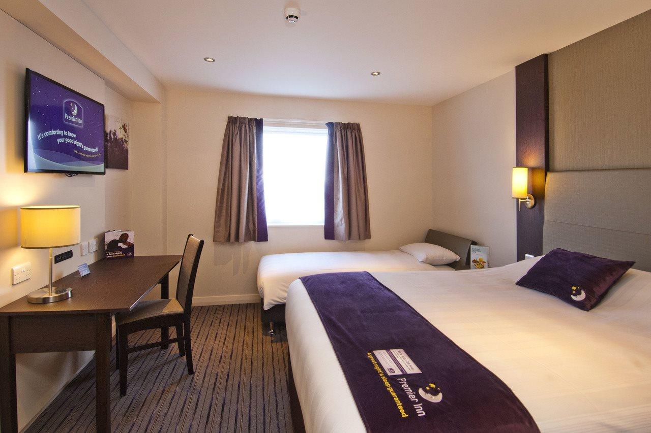 Premier Inn เอ็กซิเตอร์ ภายนอก รูปภาพ