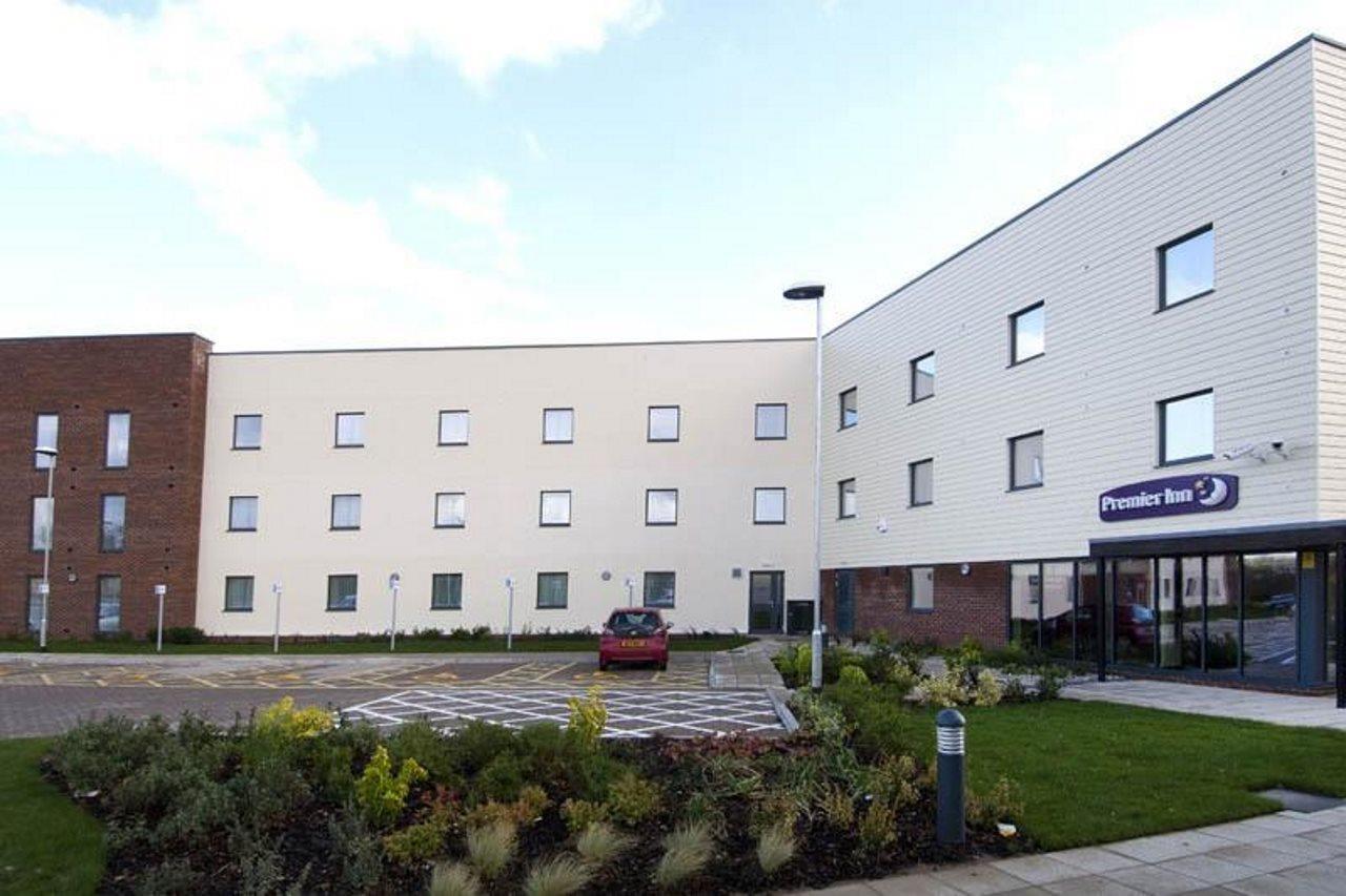 Premier Inn เอ็กซิเตอร์ ภายนอก รูปภาพ