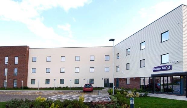 Premier Inn เอ็กซิเตอร์ ภายนอก รูปภาพ